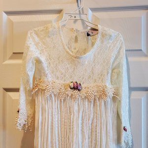 Beautiful girls size 7/8 lace dress